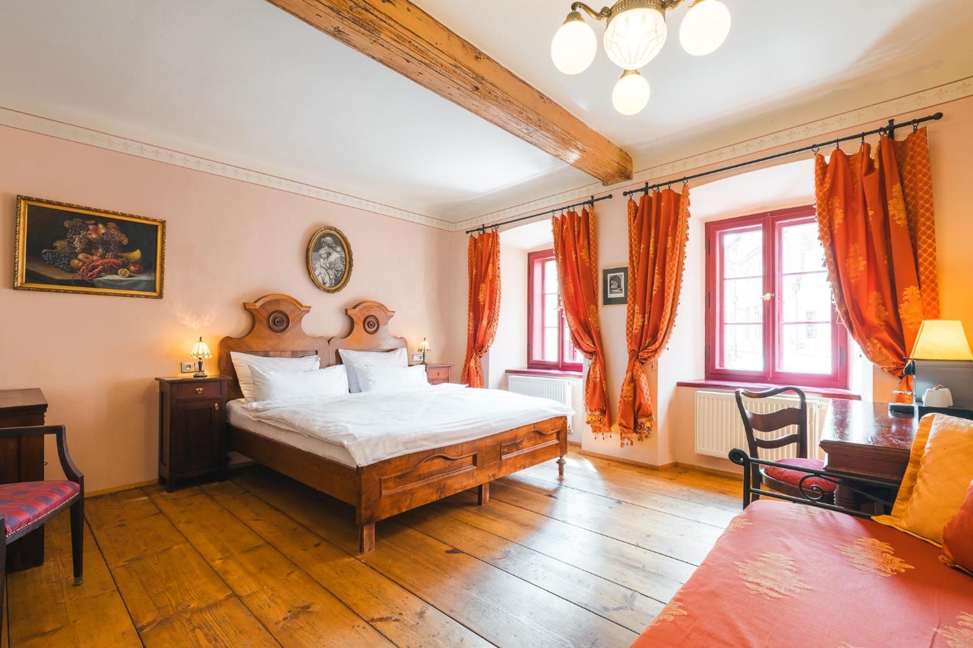 Hotel Krcinuv Dum Чеський Крумлов Екстер'єр фото